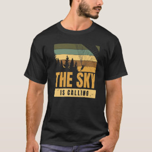 The Sky Is Calling Vintage Skydiving Retro Skydive T-Shirt