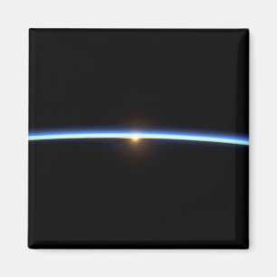 The thin line of Earth's atmosphere 2 Magnet