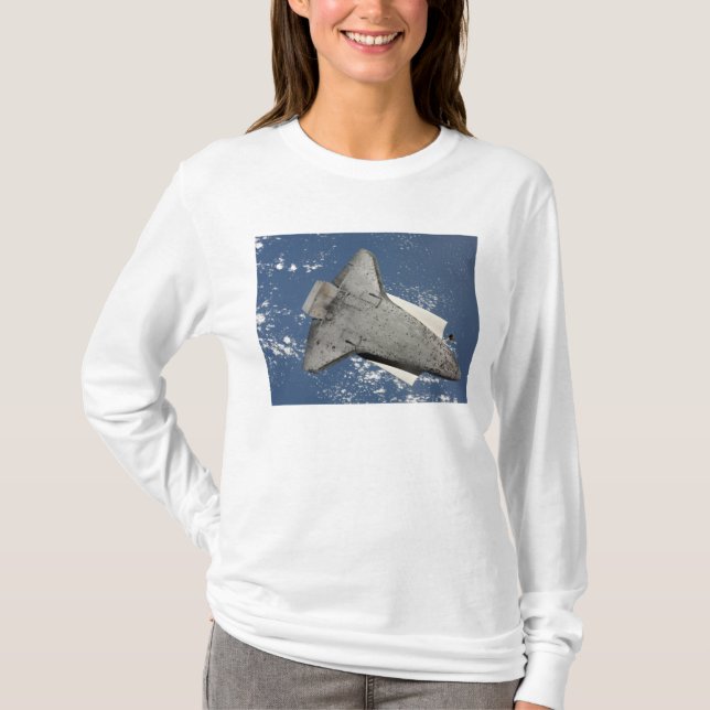 The underside of space shuttle Discovery 2 T-Shirt (Front)