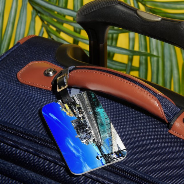The White Phanto ラゲッジタグ Luggage Tag (Front Insitu 1)