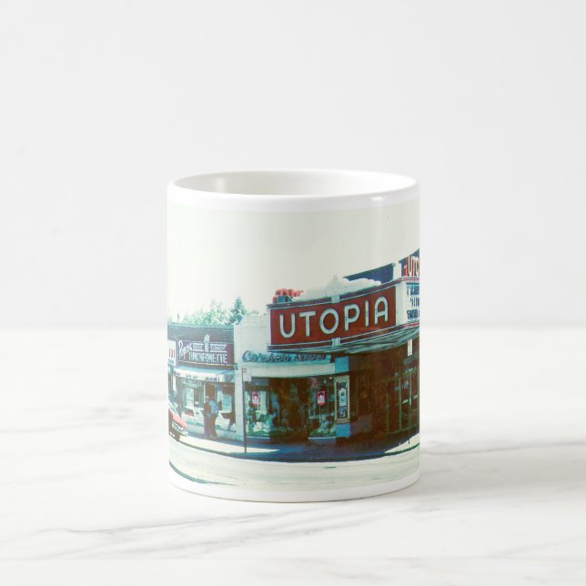 Théâtre d'Utopie et tasse de Rogers (Centre)