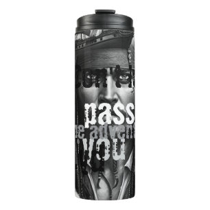 Thermal mug with street art design