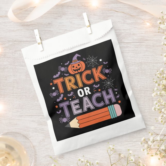 They're Eating Dogs And Cats And Pets Halloween Favour Bag (Clipped)
