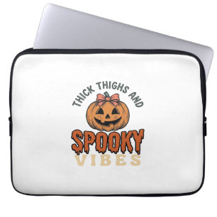 Thick Thighs And Spooky Vibes Pumpkin Halloween De Laptop Sleeve