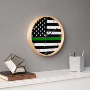 Thin Green Line Flag: Patriotic Military Veterans Clock