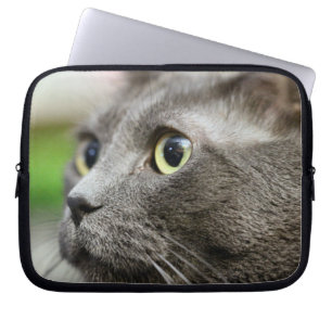 Thinking laptop sleeve