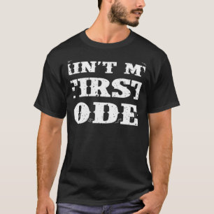 This Ain't My First Rodeo Howdy Cowgirl Bull Ridin T-Shirt