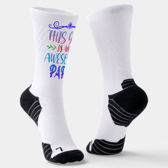 This Guy Is An Awesome Papa Socks (Angled)