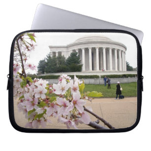 Thomas Jefferson Memorial with cherry blossoms Laptop Sleeve