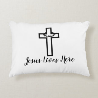 Thorn Cross Jésus vit ici Accent Coussin