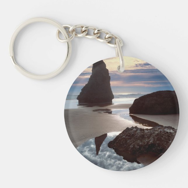 Thorn-Shaped seastack | Face Rock Wayside, OR Keychain (Front)