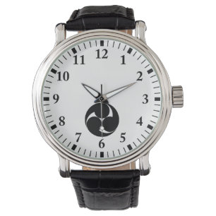 Three clockwise swirls (Jinuki) Watch