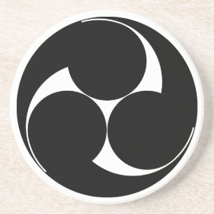 Three clockwise swirls (Sugaki) Coaster