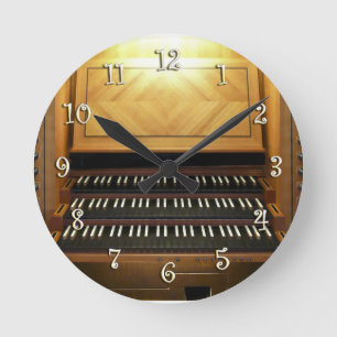 Three-keyboard clock for organists