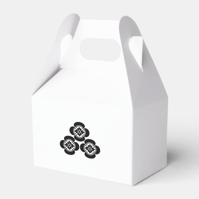 Three-scale wooden guagua favor box (Back Side)