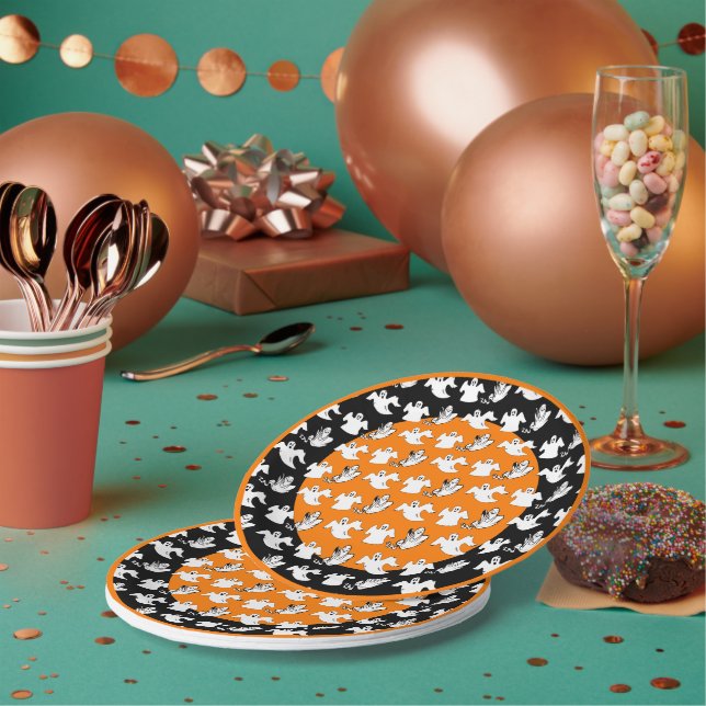 Three Styles Flying Ghosts On Halloween Colours Paper Plate (Multi)