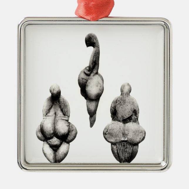 Three views of a 'Venus' statuette Metal Ornament (Front)