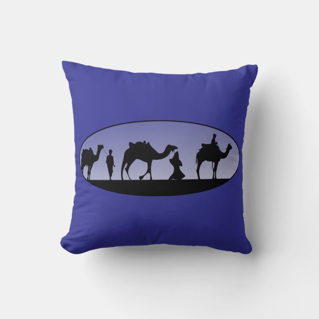 Three Wise Men on their journey Throw Pillow (Front)