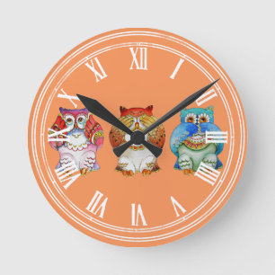 Three wise owls round clock