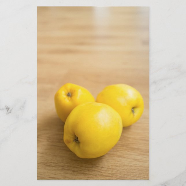 Three yellow apples flyer (Front)