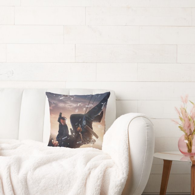 Throw Pillow (Couch)