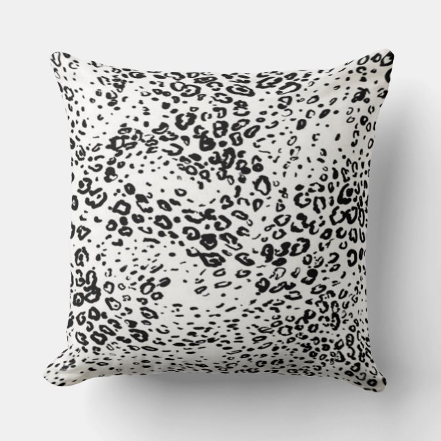 Throw Pillow/Leopard Print Pillow (Front)