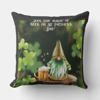Throw Pillow "Magical gnome St. Patrick's Day"