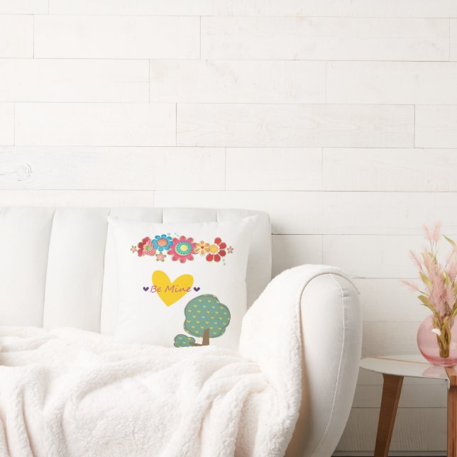 Throw Pillow Valentine's Day Be Mine  (Couch)