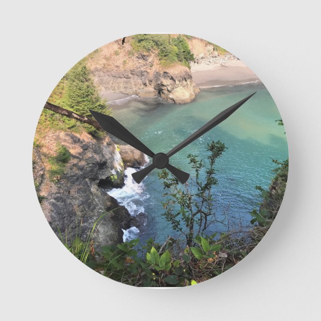 Thunder Rock Cove, Samuel H. Boardman, Oregon Round Clock (Front)