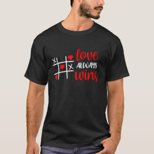 Tic Tac Toe Game Love Always Wins Cute Red Hearts  T-Shirt
