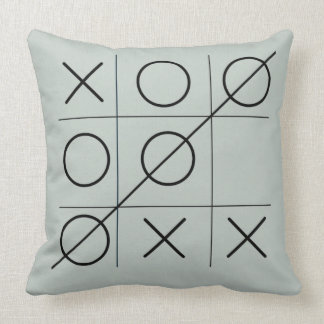 tic-tac-toe pillows 