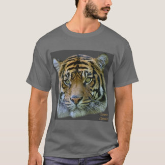 tiger1_dk.grey/bgrnd T-Shirt