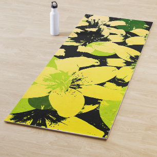 Tiger Lilies. Yoga & Fitness Mat