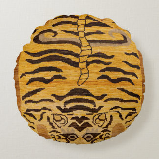 Tiger Rug I Wild Animal Zoo  Round Pillow