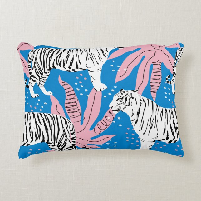 Tiger seamless pattern,wild animal background,tren accent pillow (Front)