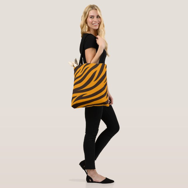 Tiger Stripe black Orange Wild Animal skin pattern Tote Bag (On Model)