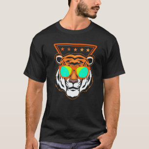 Tiger Whisperer Wildlife Animal Zoo Zookeeper T-Shirt