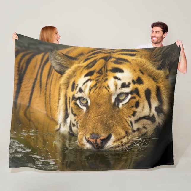 Tiger Wildlife Fleece Blanket (In Situ)