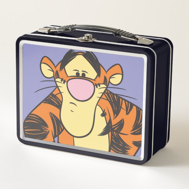 Tigger 9 metal lunch box (Front)