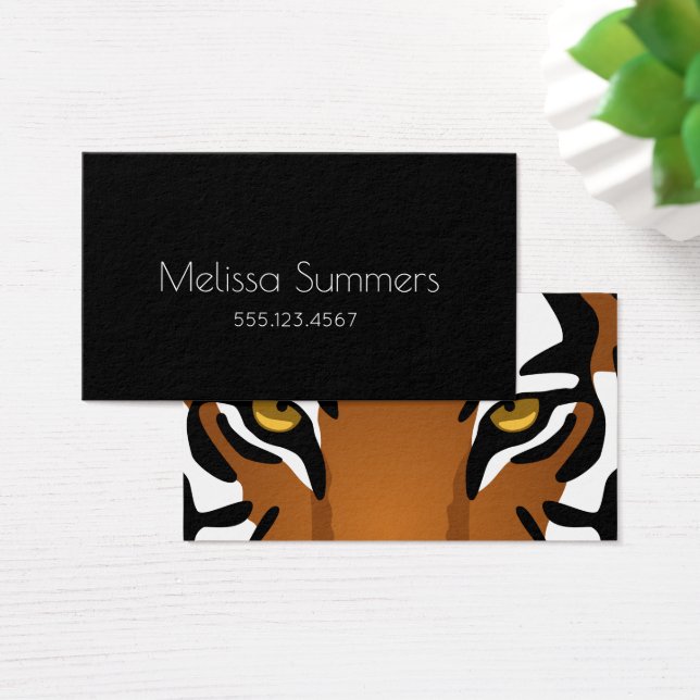 Tigre, chat sauvage sur noir (Bureau)