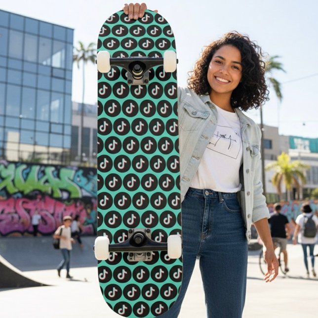 TikTok Skateboard (Créateur téléchargé)