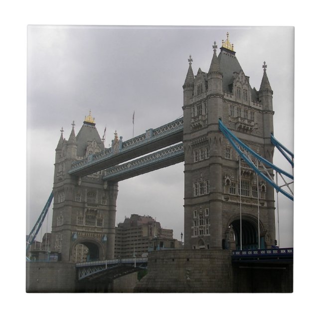 Tile with Tower Bridge over the Thames River (Front)