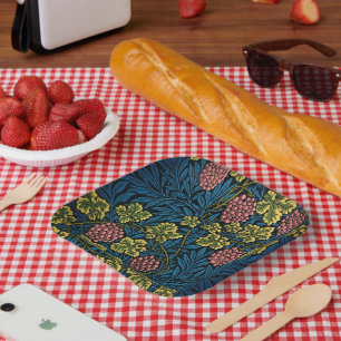 Timeless Elegance: William Morris Vine Pattern Paper Plate