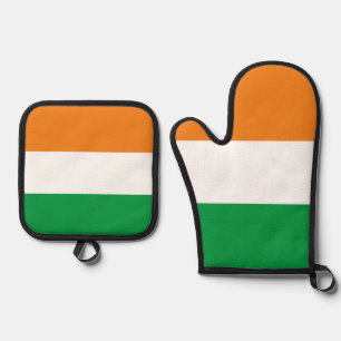 "Tiranga Jhanda" Indian Tricolour Flag  Oven Mitt & Pot Holder Set