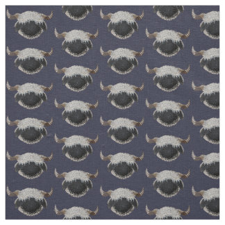 Tissu de lin bleu valais près de la cour