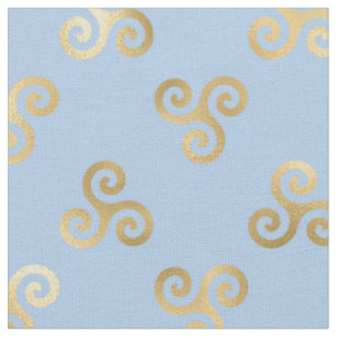 Tissu Les spirales de Triskele Celte d'or en bleu clair