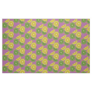 Tissu mauve tranché, en quarts de citrons et de li