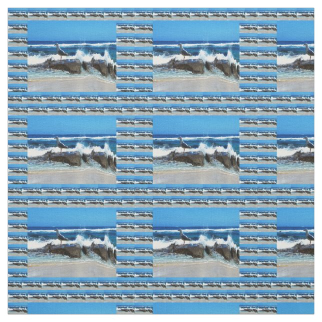 Tissu Mouette Sur Les Rochers De Plage, (Échantillon)