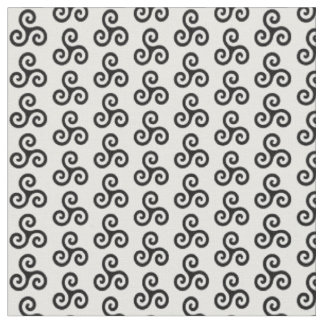 Tissu Triple spirale celtique noire Triskele sur fond bl