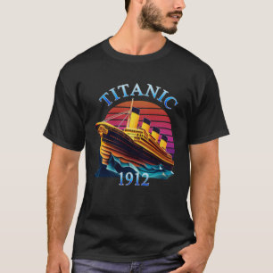 Titanic Sailing Ship Vintage Cruise Vessel 1912 Su T-Shirt